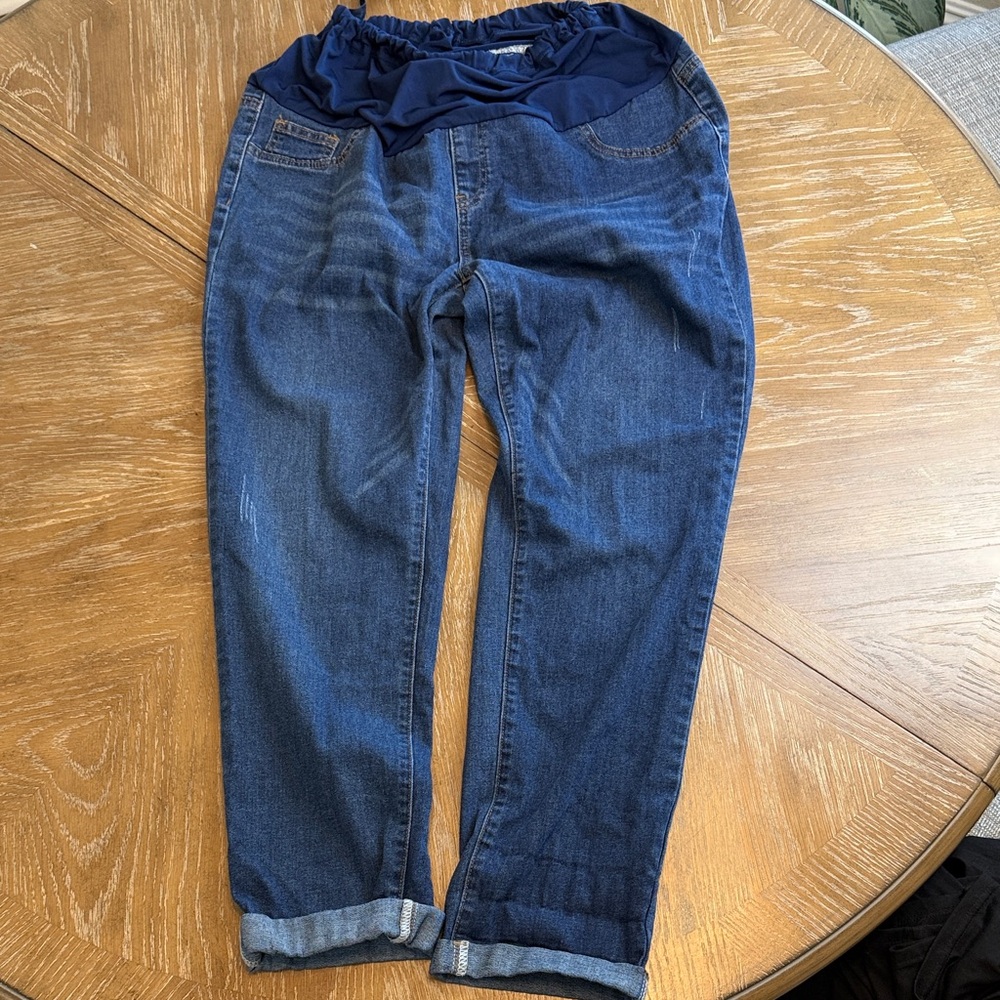 Maternity blue Jeans